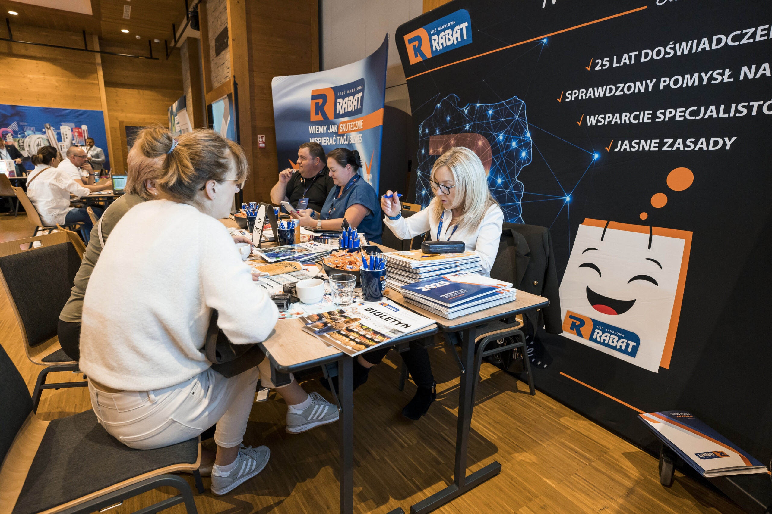 Produktywniej-zdjęcia-reklamowe-RabatDetal-0399