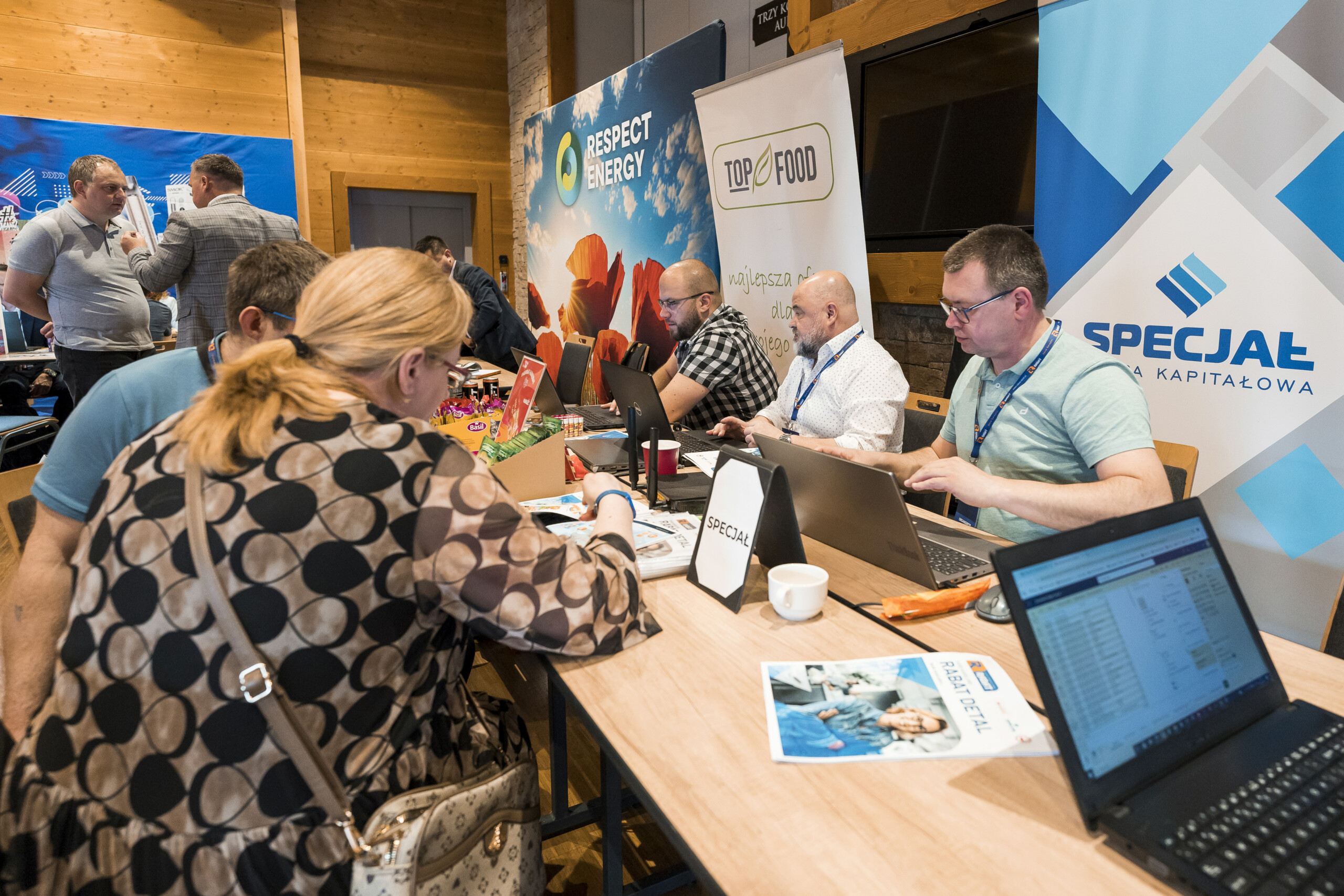 Produktywniej-zdjęcia-reklamowe-RabatDetal-0406